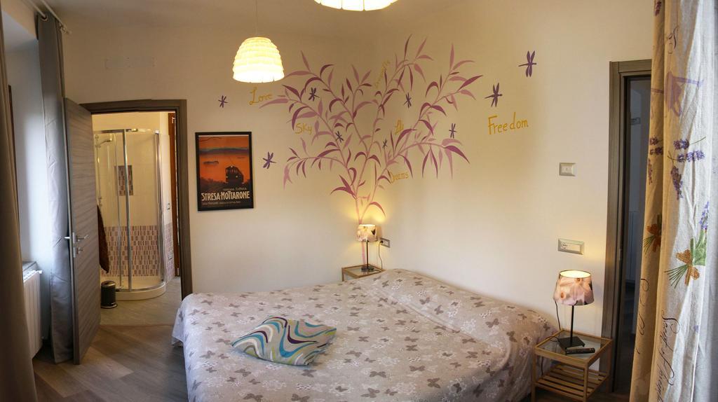 סטרסה Apartment La Gatta Viola חדר תמונה