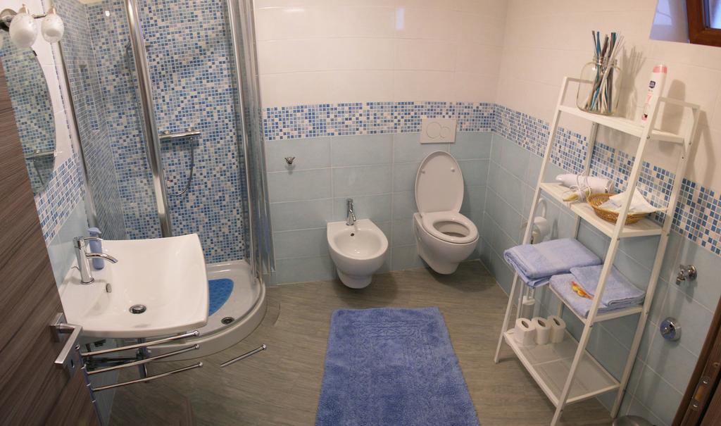סטרסה Apartment La Gatta Viola חדר תמונה